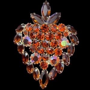 💕 Unsigned Beauty Brilliant Topaz, Amber & Aurora Borealis Rhinestone Brooch